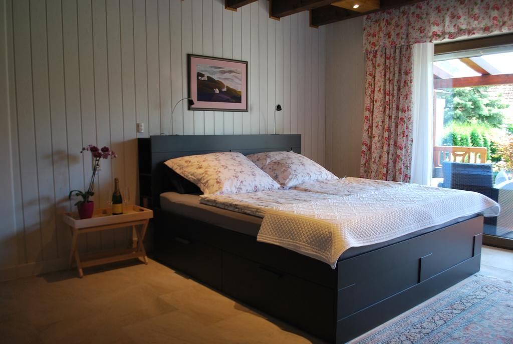 Wile Away Apartment Маркдорф Екстериор снимка